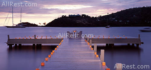 Carlisle Bay 38